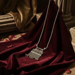 Rajnigandha Silver Statement Necklace | Handcrafted Oxidised Jewelry – The Ethnic Loop