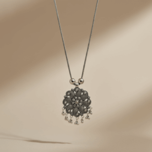 Anti-tarnish oxidised necklace for women – elegant floral pendant design